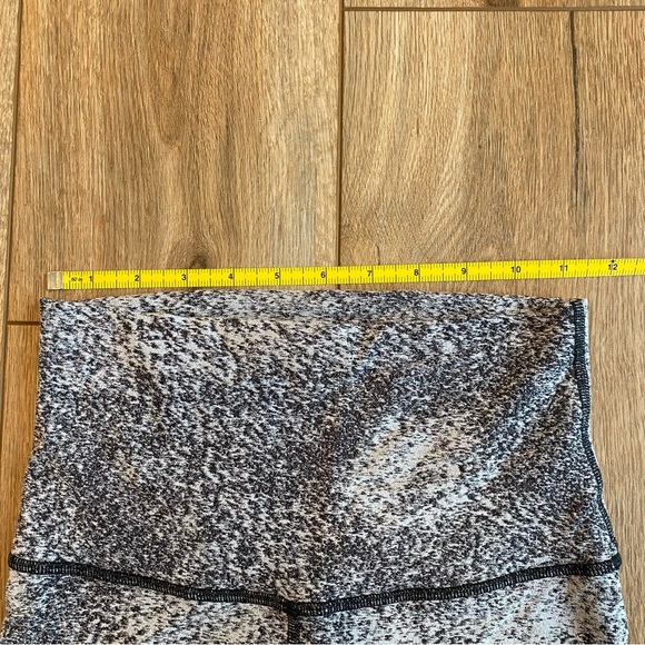 Lululemon High Waisted Leggings - 4 - Gray Marbled - Picture 11 of 12